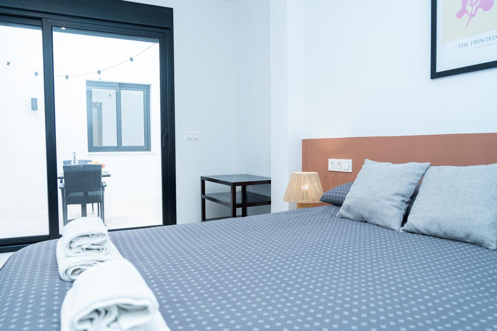 Molino Y Garaje Apartment *